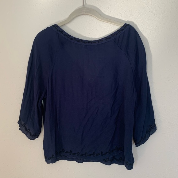 💐BUNDLE 3 for $20💐 American Eagle Tee with Embroidery - Picture 5 of 5